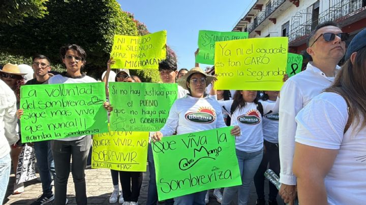 Uruapan exige justicia por Carlos Manzo: multitudinaria marcha clama fin a la violencia