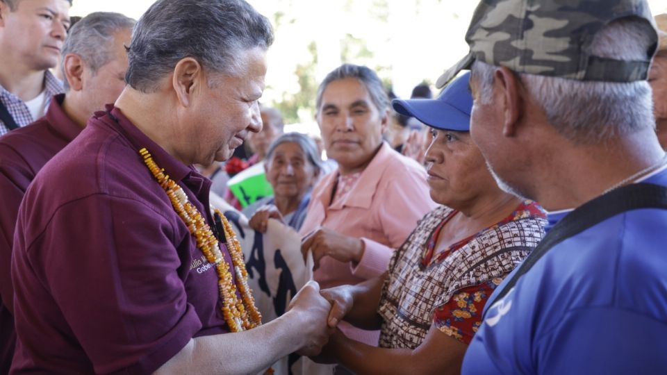 El gobernador estuvo en Calnali y Huazalingo