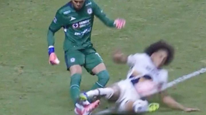 Carrasquilla rompe a Kevin Mier en el Cruz Azul vs Pumas de la Liga MX