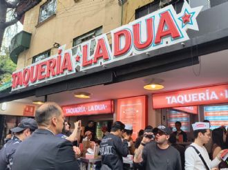 Lo que descubrimos dentro de La Dua, la taquería de Dua Lipa