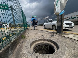 Coladeras destapadas en CDMX: así puedes reportarlas y evitar accidentes