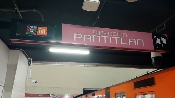 Línea 1 del Metro: eliminan relojes tradicionales, parchan espacios con calcomanías