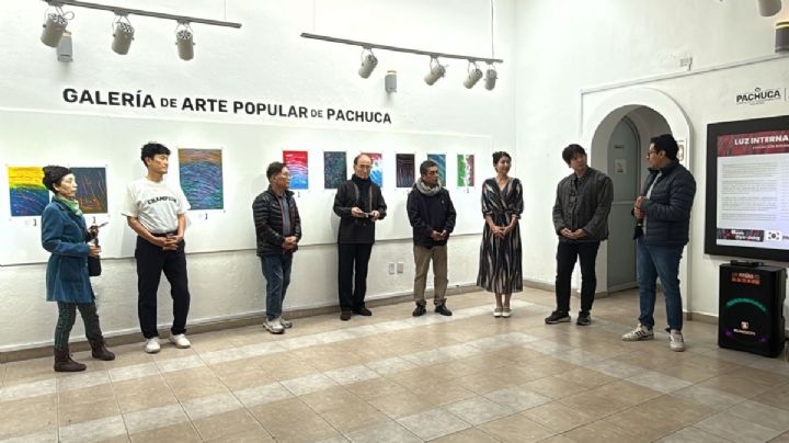 “Luz Interna” ilumina Pachuca: artista surcoreana expone su abstracción en la Casa de Cultura