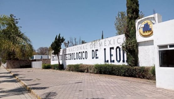 Alumnos vuelven al Tec de León, pero con miedo a que acuerdos se incumplan