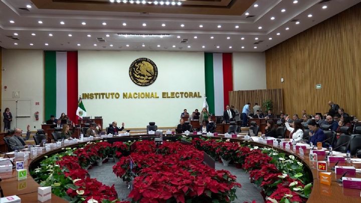 Sheinbaum: OPLES podrían desaparecer por duplicar funciones con el INE