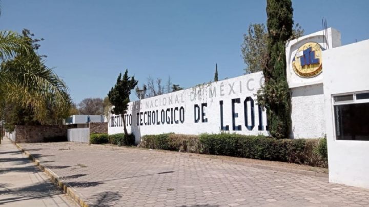 Alumnos vuelven al Tec de León, pero con miedo a que acuerdos se incumplan