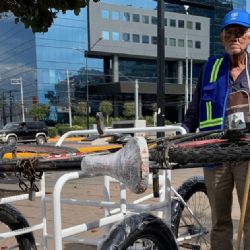 Un triciclo le cambió la vida  Don Ramón