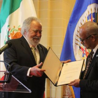 Alejandro Encinas asume como Embajador de México ante la OEA