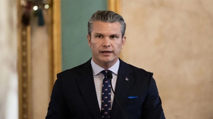 Senadores republicanos cuestionan a Pete Hegseth por ocultar video de ataque militar a barco venezolano