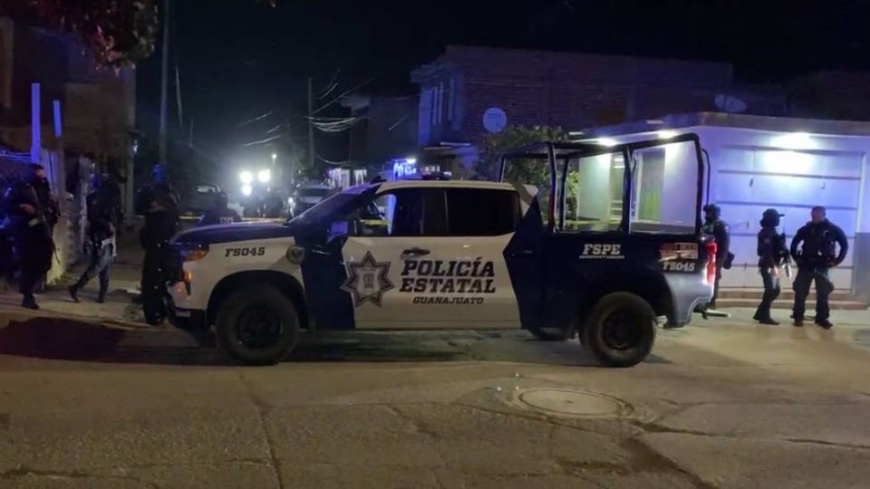 Los menores fueron trasladados de urgencia a un hospital.