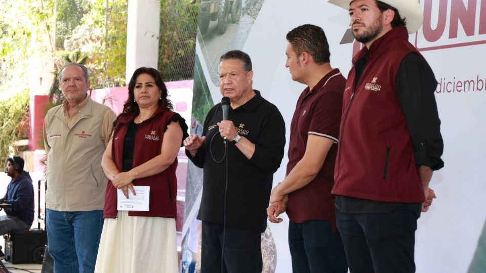 El gobernador de Hidalgo realizó una gira en Pacula