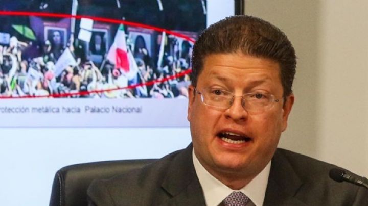 Aseguran más de 1,800 toneladas de autopartes ilegales en la CDMX