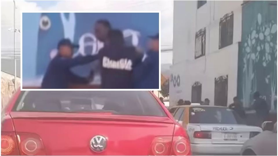 Los migrantes fueron llevados a la barandilla de Pachuca