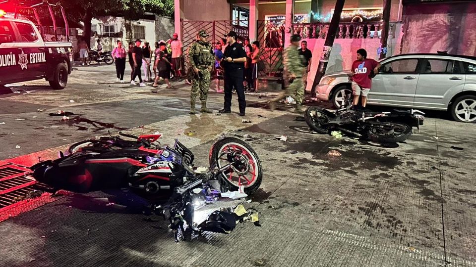 Ambos fueron trasladados graves a un hospital.