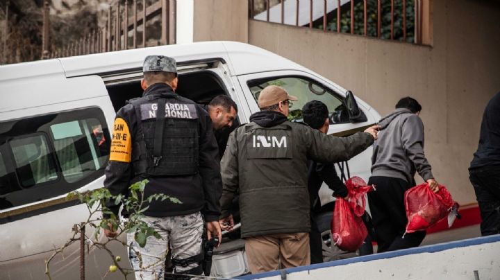 Sheinbaum anuncia esquema de sanción por extorsión a migrantes tras caso en el INM