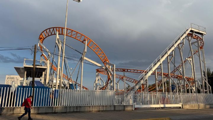 Instalan los juegos para la Feria de León