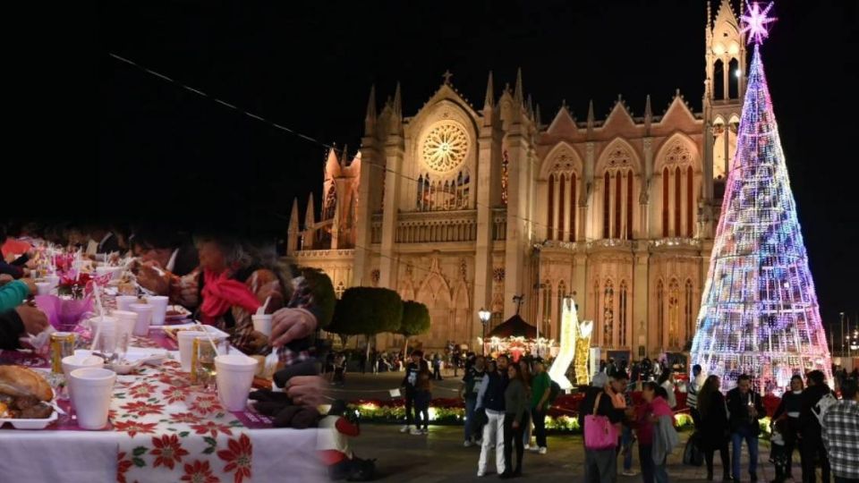 La cena es organizada por Pepe Frausto y Norma Rivera quienes invitan a leoneses a apoyarlos.