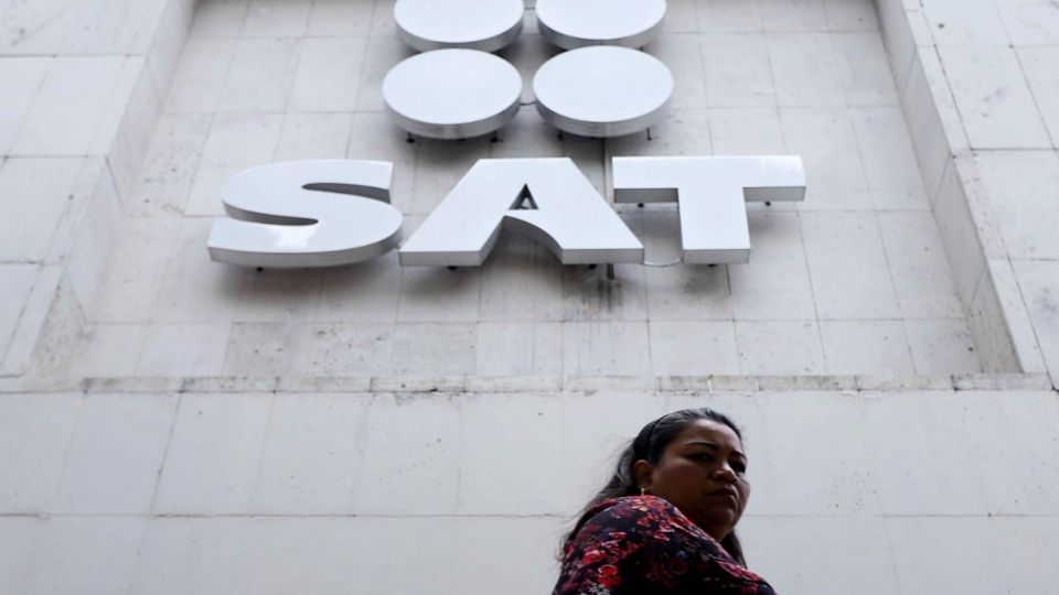 El SAT recomienda que, al transferir dinero entre esposos, se utilicen conceptos que reflejen el propósito real del movimiento