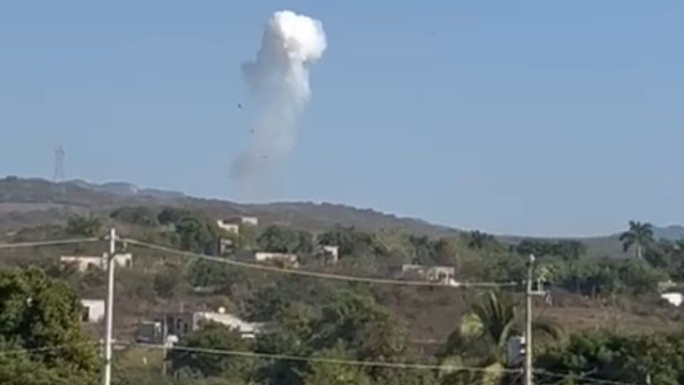 Los estruendos fueron descritos como explosiones de considerable intensidad, con vibraciones en viviendas y columnas de humo visibles