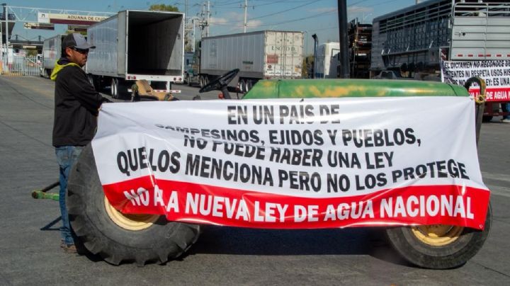 Campesinos bloquean cruces fronterizos en Chihuahua tras aval en comisiones a la Ley de Aguas