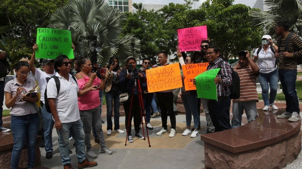 De acuerdo a las cifras de Artículo 19, cada 14 horas se produce un caso de agresión hacia un informador en México