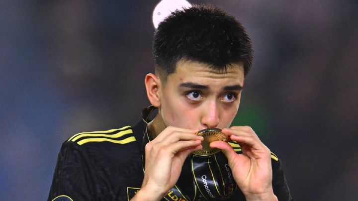 Gilberto Mora entre los 100 futbolistas a seguir de la Copa del Mundo