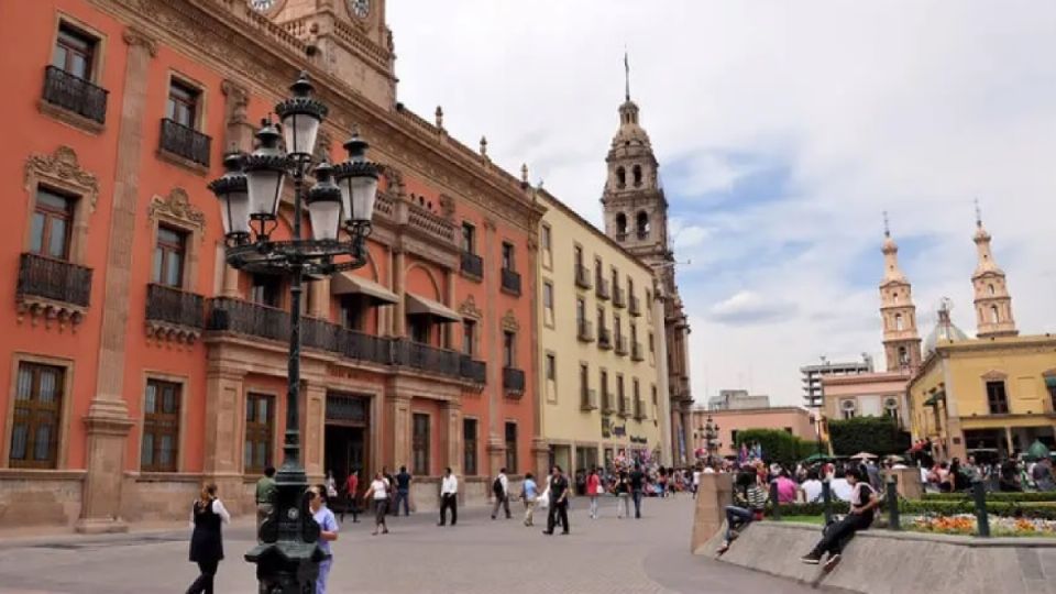 El sábado 6 de diciembre, la temperatura máxima en León estará en 19 grados.