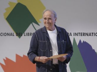 Joan Manuel Serrat en la FIL Guadalajara: reconocen su legado musical