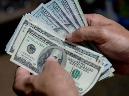 EU investiga lavado en remesas en medio del mayor desplome de envíos en años