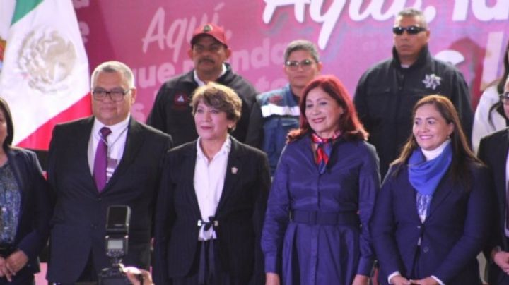 Rosi Wong, alcaldesa de Tecámac, y senadora, pelean frente a Delfina Gómez, gobernadora del EdoMex