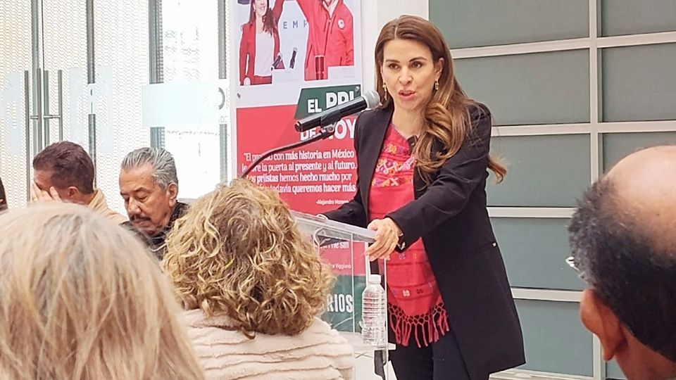 La secretaria general del PRI presentó a la dirigente del comité de Pachuca