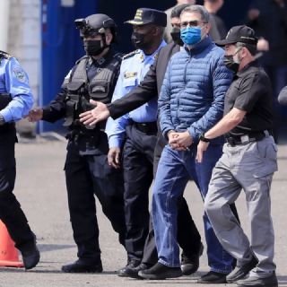 Narcos, corruptos y estafadores: ellos son los indultados por Donald Trump