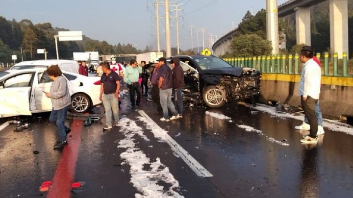 Carambola en la autopista México-Toluca