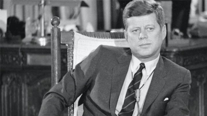 Trump hace públicos miles de archivos sobre crimen de Kennedy