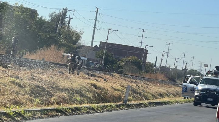 Encuentra Guardia Nacional una bebé cerca de las vías del tren en avenida 2 de Abril