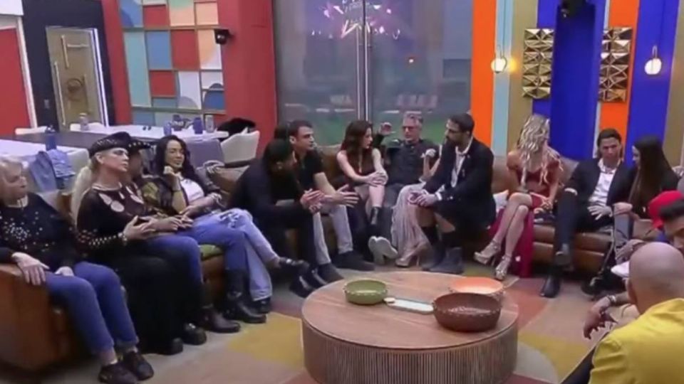 Esta noche un habitante más se fue del reality.