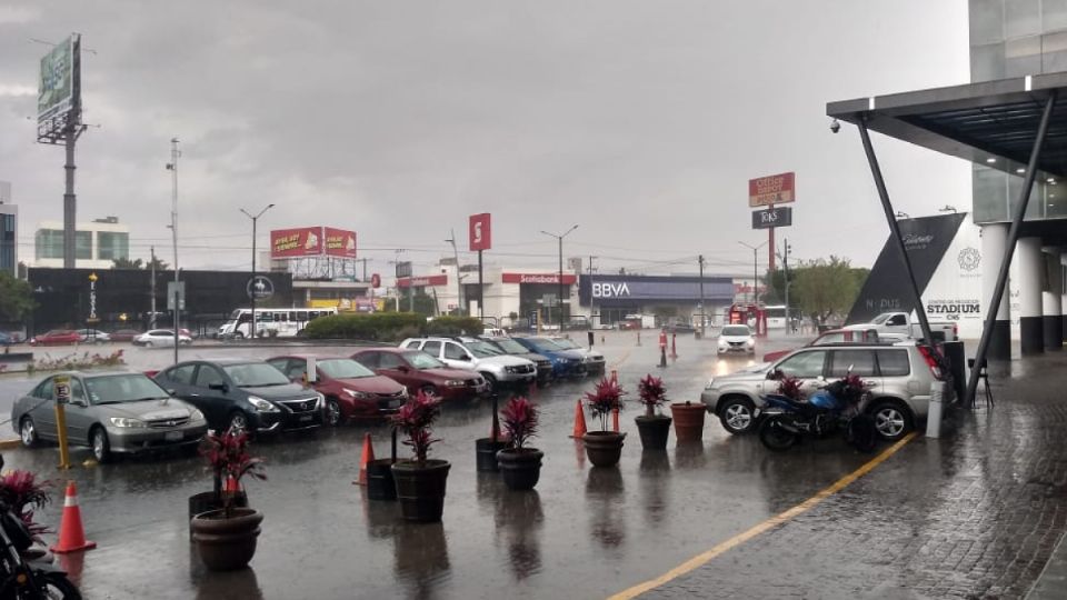 La lluvia de esta tarde en León.
