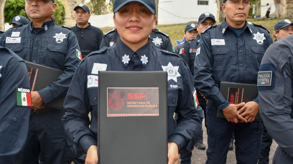 Las vacantes disponibles son para mujeres y hombres.