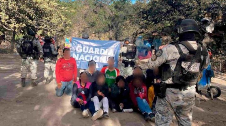 Descubren narcofinca en Zacatecas y rescatan a 10 personas, incluyendo mujeres y niños