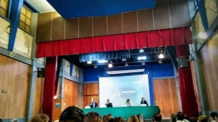 Cuesta 20 millones de pesos arreglar el auditorio de la prepa oficial nocturna