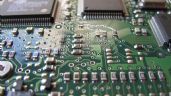 Foto ilustrativa de la nota titulada: Centro de diseño de chips semiconductores, proyecto de Sheinbaum para disminuir importaciones de China