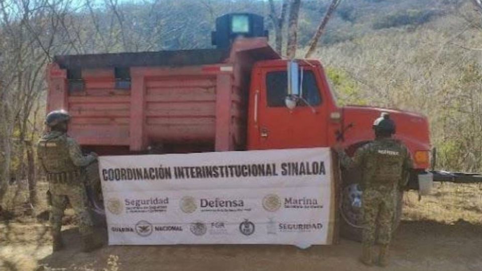 Son dos los vehículos asegurados, conocidos como “monstruos”, que contenían artefactos explosivos y un arsenal de armas y municiones