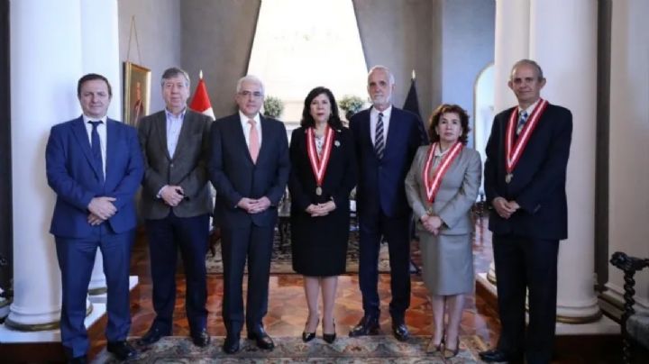 La SIP advierte de las amenazas a la libertad de prensa y democracia en Perú