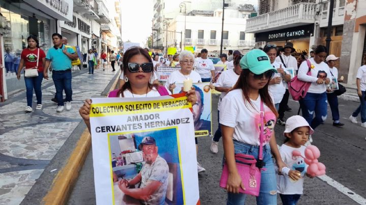 Madres buscadoras de Veracruz se suman a jornada de luto nacional por víctimas de Jalisco