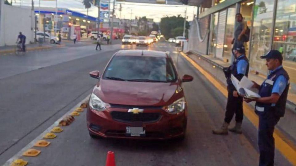 La Dirección de Movilidad exhorta a los automovilistas a respetar el carril exclusivo del SIT.