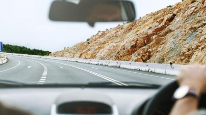 ¿Cuál es el municipio de Hidalgo que tiene menos automóviles y camionetas?