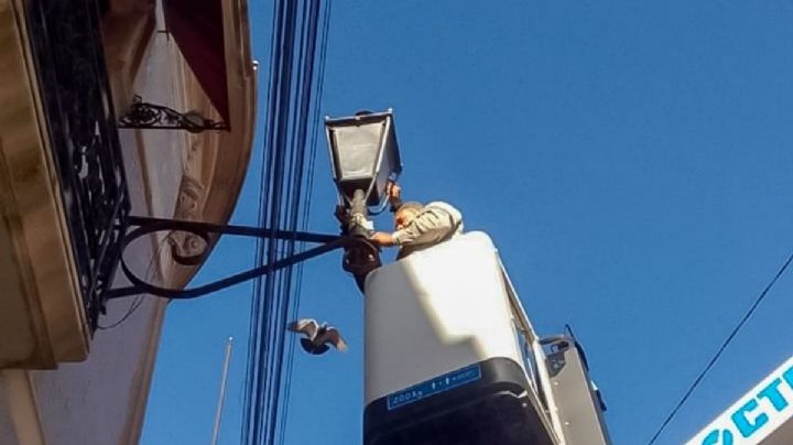 Iluminan el Centro Histórico de la ciudad de Pachuca I Fotos