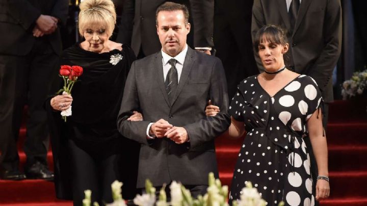 A 6 años de la muerte de José José, revelan que existe un distanciamiento entre Marysol Sosa y Anel Noreña