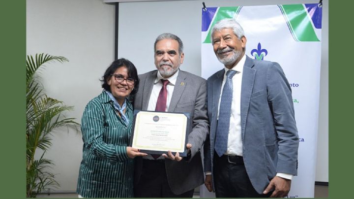 Facultad de Física UV recibió reacreditación nacional