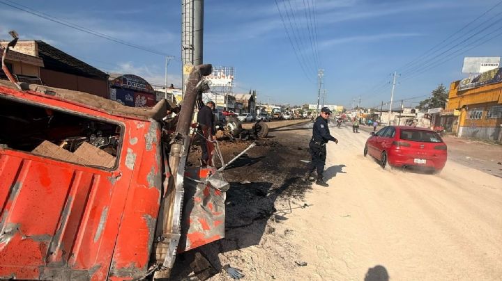 Difunden momento exacto de “camionazo” en Tulancingo que dejó un muerto | VIDEO